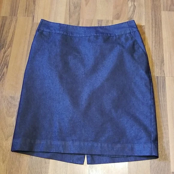 3/$15 or 5/$25 Dark Navy Blue Career Pencil Skirt, Size 8 - Picture 1 of 8